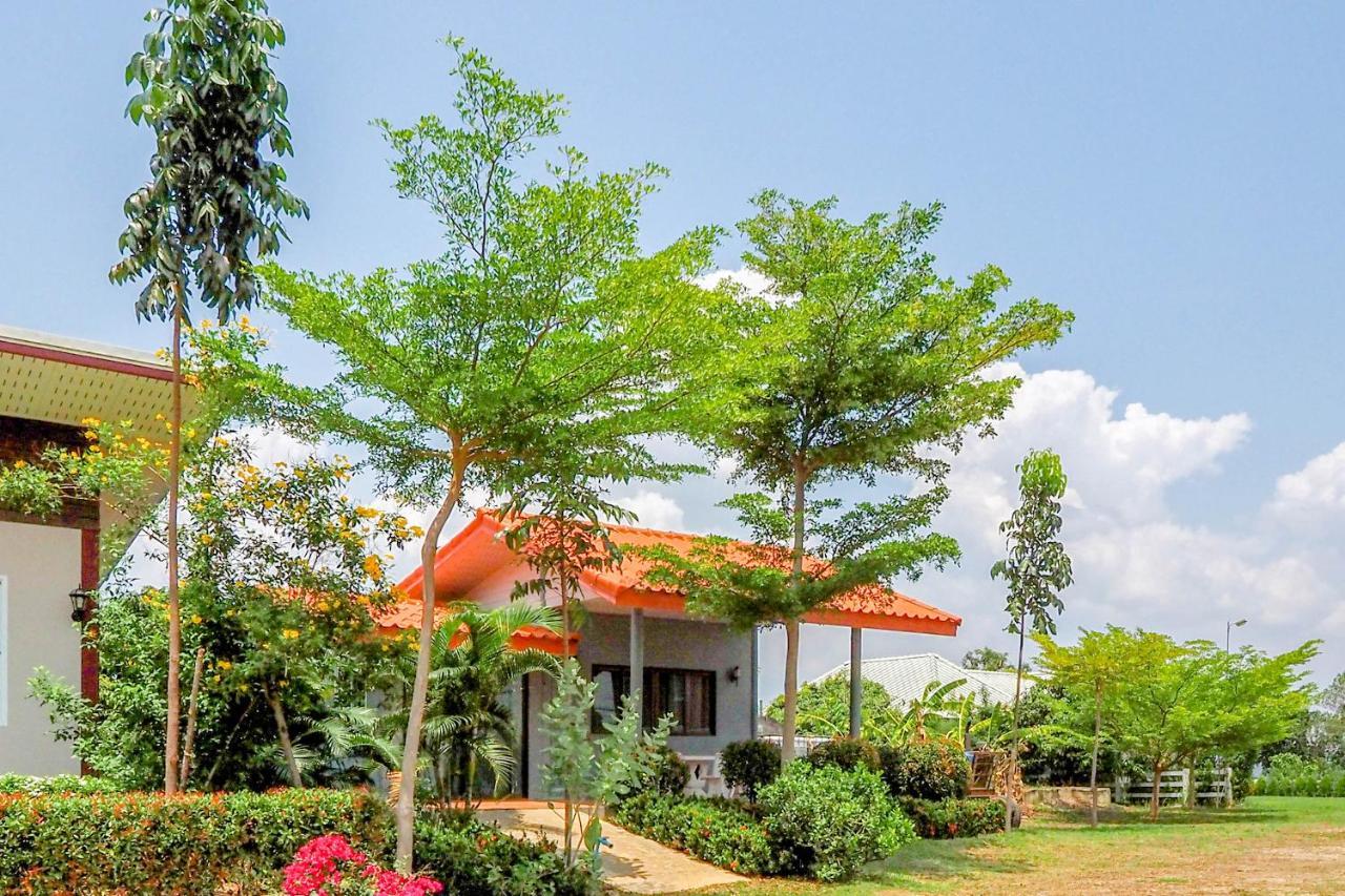 Oyo 748 Pada Homestay Mu Si Extérieur photo