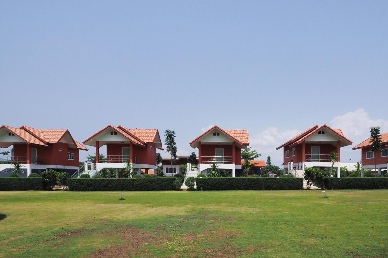 Oyo 748 Pada Homestay Mu Si Extérieur photo