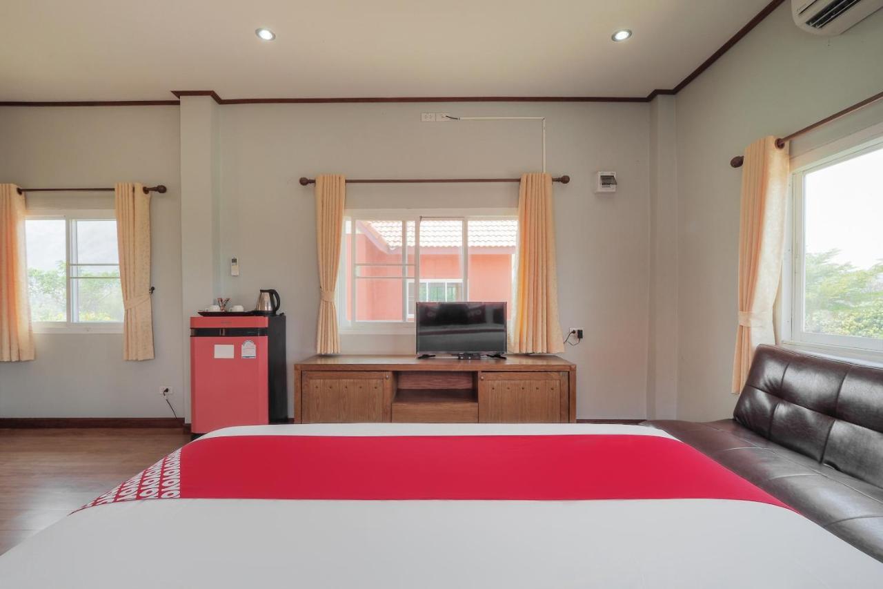 Oyo 748 Pada Homestay Mu Si Extérieur photo