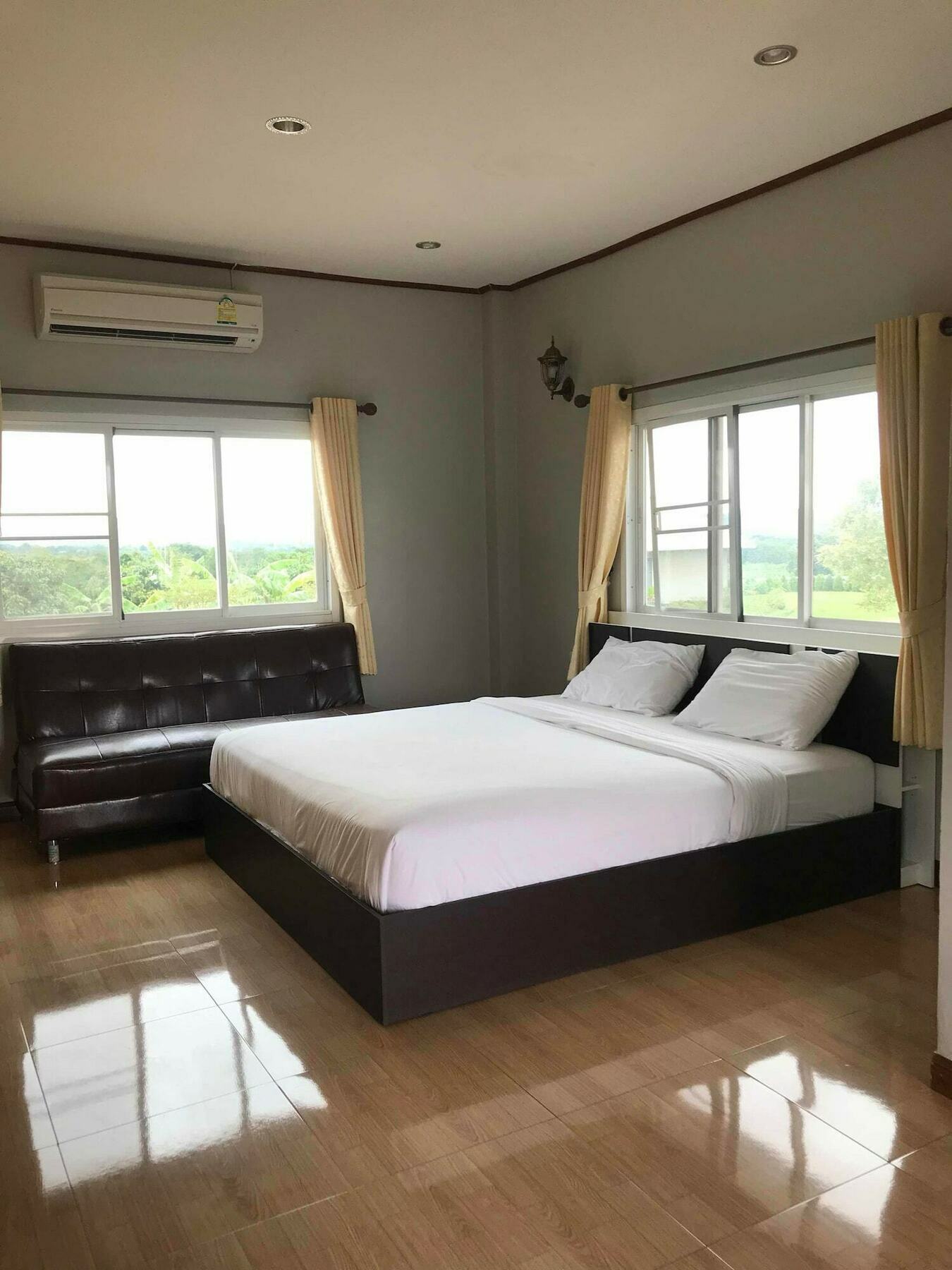 Oyo 748 Pada Homestay Mu Si Extérieur photo