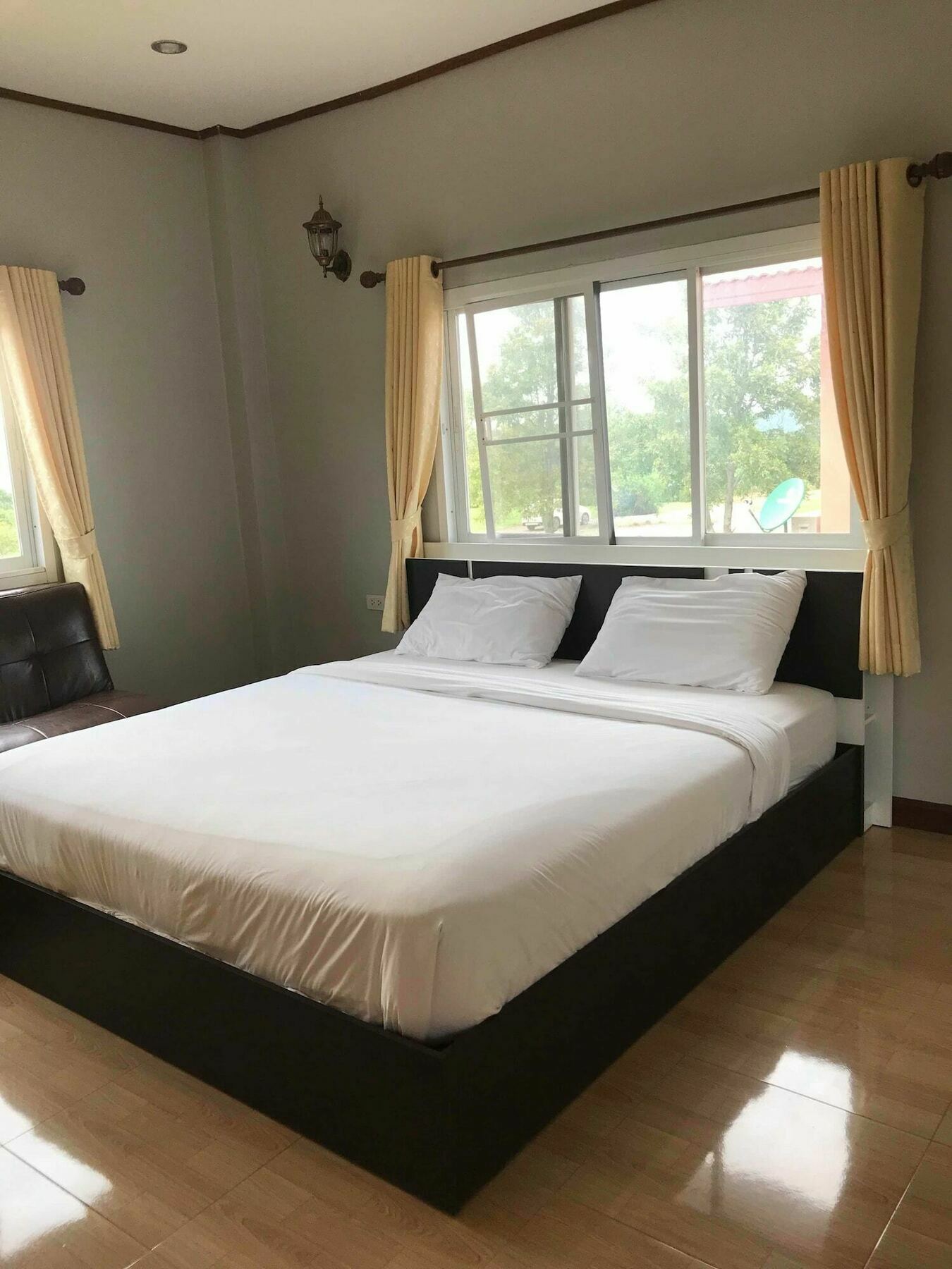 Oyo 748 Pada Homestay Mu Si Extérieur photo
